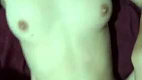 Puta Novinha Moans Loudly Giving Wet Pussy And Ass