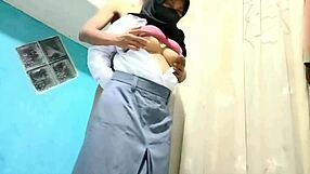 Siswi sma pesta mainan sex bersama pacar nya