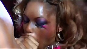 She feels the intense anal pleasure she'll never forget.