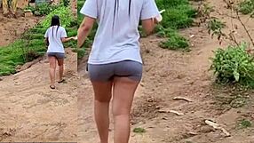 Delicious Morena Teasing Oral For Audience!