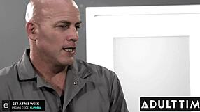 Extra thicc BBW Lila Lovely at the office