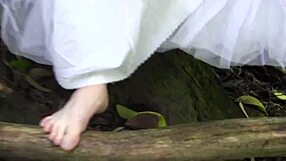 Wife masturbate on a tree