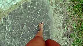 i walk barefoot on street and beach dirtying my feet for fetish