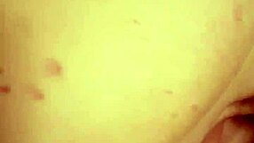 kandy kane as amateur housewife in sri lankan setting