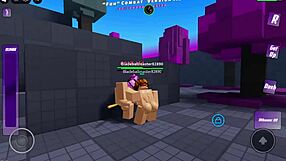 I am testing my alt in Roblox condo