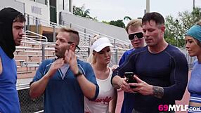 Slimthick Vic Riding Big Tits Ass in Hardcore Cumshot