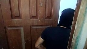 Dokter Perah Susu dari Memek Ketat Brunette Mengerang dan Toket Kecil 18+