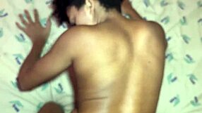 fudendo o cuzinho da casada enquanto o marido estava em casa ela no motel chorando na pica