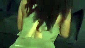 La Congolaise Dances With Her Juicy African Ass