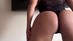 my nymphomaniac stepsister, this horny latina, masturbates solo at home 😏