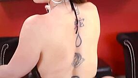 Mature sara jay twerks beautiful ass with feet and pussy tease.