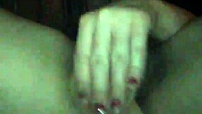 skylaray masturbates her ass with a dildo solo