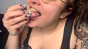 my fetish for sexy mouth crunching popcorn turns me on