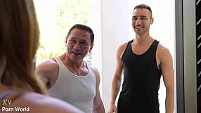 सेक्स हंग्री हाउसवाइफ स्काइलर स्नो पीटी सेशन को डीपी ड्रिलिंग में बदलती है जीपी3025