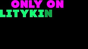 Reality kings erotic medusa fucks kay lovely with strap on then squirts as she licks pussy doggystyle tongue kissing fingering