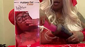 Watch me spread this pussy wide open for you?