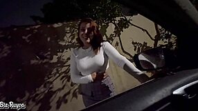 a prostituta e o crente share an outdoor encounter with big cock action