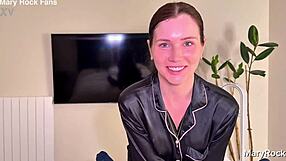 our first TINDER DATE! i asked if he wants to RECORD, and he ACTS like a real ITALIAN PORNSTAR! rt if sexy!