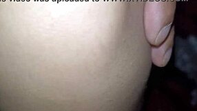 صديقتي المسلمة الجميلة بمؤخرة كبيرة مثيرة في فستان