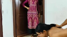 Tretal i sovsal med Akshay som knullar mig och min vän i missionärsställning nära