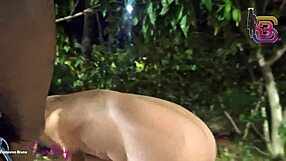 comendo a esposa do corno na rua