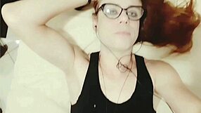 nikkabunny trans girl cums solo with small waist