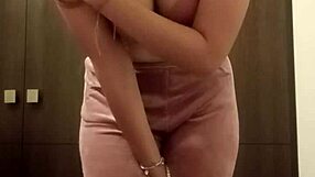 Leaked video of sexy Argentinian teacher Milet showing her ass and tits.