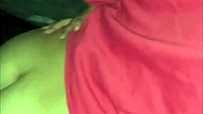 Big ass bbw flashes in public as homeless exhibitionist