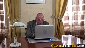 i love this kinky teen facializing me in old and young hardcore