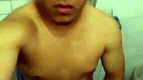 teen masturbating alone with cumshot in amateur video