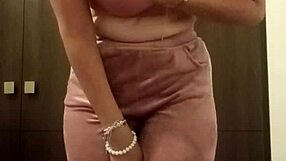 Leaked video of sexy Argentinian teacher Milet showing her ass and tits.