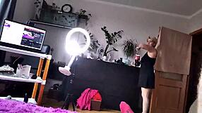 i'm aimeeparadise playing anal games with husband