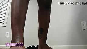 Curvy Ebony Housewife Twerking with Small Waist and Huge Ass