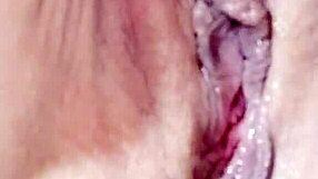 Chrissybee Playing With Her Throbbing Wet Pussy