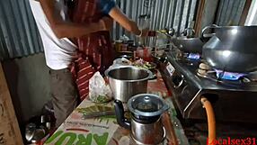 Suggestive kitchen fuck with deepthroat and anal in doggystyle by Localsex31.