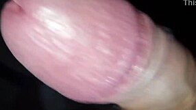 Amatoriale italiano - sborrata in vacanza con un cazzo enorme