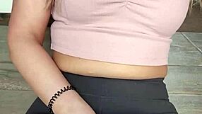 NAUGHTY BIG ASS TEACHER ASKS FOR A CLASS DISMISSED SO SHE CAN DO THIS