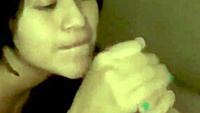 Linda veracruzana petite morena atada en doggystyle con grandes tetas naturales gimiendo en orgasmo casero!