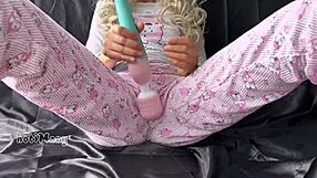 asian teen 18+ subtly masturbates her horny pussy to big squirt orgasm