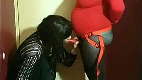 Crossdresser Takes Ass To Mouth