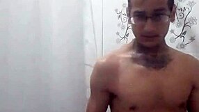 leaked online showing off to neighborhood girl today