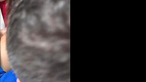 Asijská studentka Tomie dostává nahou olejovou masáž s velkým čurákem