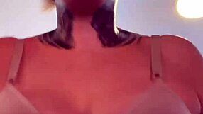 I didn't notice my wet pussy dripping during gym workout