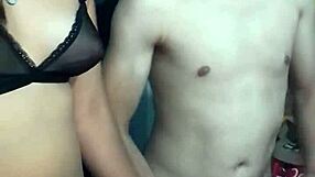 snemamo na spletki Fati kaže prsi v hlačkah potem jo jebem v doggystyle mojo punco