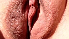 Maturemons, bask in my big bald meaty cunt