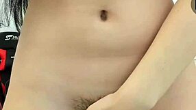 i saw this hot teen 18+ with big tits n ass playin with her pussy at home