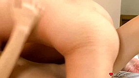 A REAL PUSSY LICKING LESBIAN ORGASM WITH A MILF