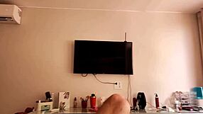 Stemor deler seng med stedøn til anal puling og creampie