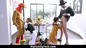 i saw my stepfamly have a hot foursome on the dinner tabel, with dady and uncl involvd