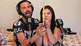 Coralyn Jewel Enters Spicy Room In Las Vegas